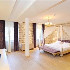 10 bedroom waterfront villa with pool near Dobrota, Kotor Bay, sleeps 22